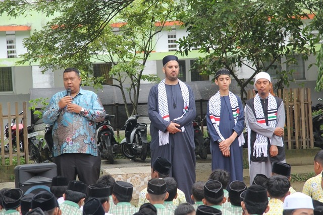 Safari Dakwah istimewa bersama Syekh Ghalib Ibrahim dan Anak Gaza
