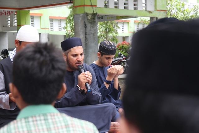 Sesi kemudian dilanjutkan dengan tanya jawab interaktif, yang disambut antusias oleh para pelajar