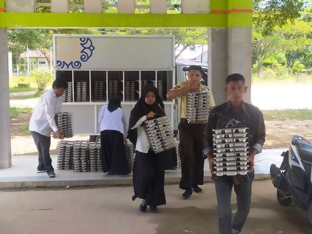 Hari Pertama Program MBG Digelar di MTs Langsa